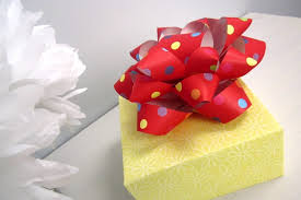 For a christmas or any other festive bow, it is preferable to use broad and colorful ribbons with different prints and other christmas decorative materials like ribbon bows look great on hair clips, gift bags, clothing & all kinds of homemade presents. Diy Christmas Diy Paper Gift Bow Youtube