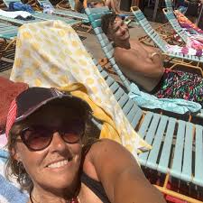 Airlines incentivize employees to charge carry-on fees