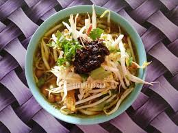 3 dulang besar habis licin. Makan Sup Soto Johor Sambal Kicap Pedas Dan Sedap Kat Pagoh