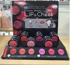 1 000円以下なのに優秀すぎる しまむらコスメ は大人買い必至 化粧品ディスプレイ メイクディスプレイ 化粧品