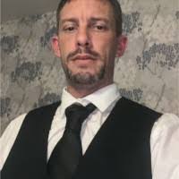 Mark Haslett's Instagram, Twitter & Facebook