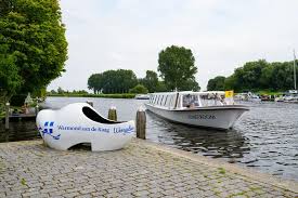 Windmühlenfahrt durch Warmond zur Verfügung gestellt von ...
