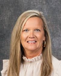 Hollie Daniels's Instagram, Twitter & Facebook