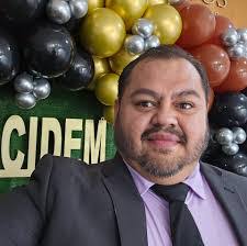 Juan Ray's Instagram, Twitter & Facebook