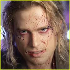 cela fait des décennies que j'ai lu la série et j'ai une question :  r/InterviewVampire