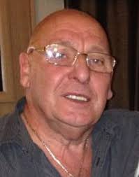 Recommend a photographer for family photos