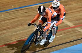 Nos sport ging bij de wk in apeldoorn op onderzoek uit. Wereldkampioenschap Baanwielrennen Paracycling Zilver Ziekenhuisbezoek Haliegh Dolman