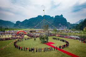 Lễ hội Lồng Tồng