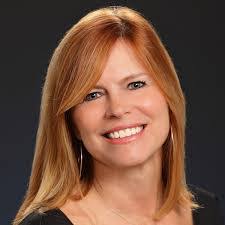 Michelle Mech's Instagram, Twitter & Facebook