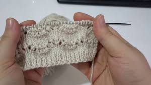 Satis Rekoru Kirilir Bu Modelle Iki Sis Ile Ceyizlik Yelek Modeli H In 2020 Knitting Videos Tutorials Knitting Tutorial Knitting