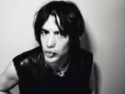 Après Bolides, Samson veut redessiner les contours de la variété française 