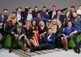 Popularne kanały, na żywo, 24h na ekranie twojego komputera. Gogglebox Przed Telewizorem 11 W Ttv Wlasnie Trwaja Poszukiwania Nowych Uczestnikow
