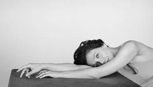 Actress maggie gyllenhaal tells a wwhl caller about watching the late heath ledger play the joker on the set of the dark knight for the first time and. Maggie Gyllenhaal Humanity Magazine