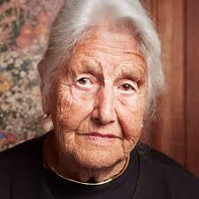 Ellis Brandon (1923-2024), de laatste vrouwelijke Engelandvaarder, bleef  altijd een ambivalente relatie houden met haar rol in de oorlog