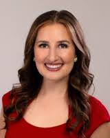 Elyse Smith's Instagram, Twitter & Facebook