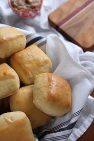 The yeast rolls are made from scratch and baked every five. Texas Roadhouse Rolls Copycat Recipe Stephie Cooks