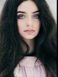 Pin By Cheyla On Fonts Black Hair Blue Eyes Dark Hair Blue Eyes Black Hair Blue Eyes Girl