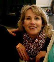 Tara Stapleton's Instagram, Twitter & Facebook