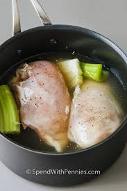 If you slice into the breast right away, the juices inside are boiling and they will how do you ensure chicken stays moist and doesn't over cook when reheating your meal prep? How To Boil Chicken Breasts Spend With Pennies