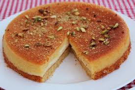 طريقة عمل البسبوسة بانواعها المختلفة بالصور Basbousa Recipe Arabic Sweets Arabic Sweets Recipes