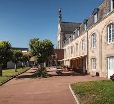 Les Tilleuls Un Ehpad A Savenay L Automne