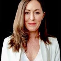 Anne Cushing's Instagram, Twitter & Facebook