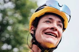 Bringával a Holdon?