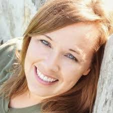 Christi Hendrix's Instagram, Twitter & Facebook