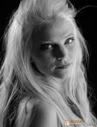 Nicole Herr's Instagram, Twitter & Facebook