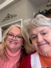 Support and Experience with Memorial Care for a Loved One