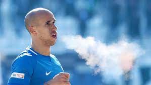 Büyükşehir belediye erzurumspor 11 hafta boyunca en az gol yiyen takım keçiörengücü'nün (6) ardından yediği (8). Erzurumspor Dan Obertan Icin Ozel Klip
