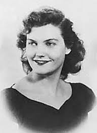 Phyllis Reader's Instagram, Twitter & Facebook