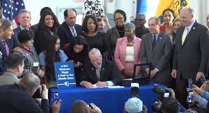 How much does mcdonald's in new jersey pay? Murphy Signs Bill To Boost New Jersey S Minimum Wage To 15