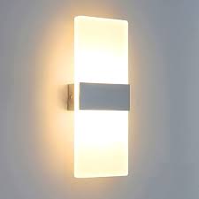 Designer wandleuchten von internationalen herstellern detaillierte infos hochauflösende bilder cads kataloge händler in der nähe. Lightess Wandleuchte Led Innen Modern Weiss Wandlampe Treppenhaus Up And Down Innenleuchten Flurlampe Fur Wohnzimmer Korridor Schlafzimmer Warmweiss Amazon De Beleuchtung