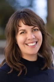 Caitlin Farrell's Instagram, Twitter & Facebook