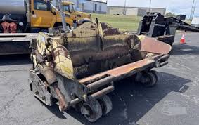 BOMAG 413 Asphalt Paver