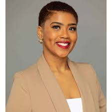 Angel Hunter's Instagram, Twitter & Facebook