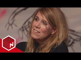 And performed adieu (1982) and optimist (1989) in his own interpretation. Pin Pa Musikk