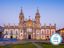 Ele está interesado em fazer um ctesp em programação e sistema de informação, e de entre os cursos que ele procurou, achou o do igesp em braga. Die 10 Besten Hotels In Braga Portugal Ab 28
