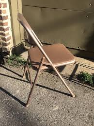 Vintage Samsonite Folding Chair In 2020 Folding Chair Chair Hekman Furniture