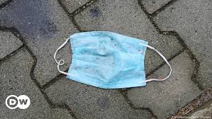 Out on a tenner 2. Coronavirus Plastic Waste Polluting The Environment Global Ideas Dw 23 04 2020