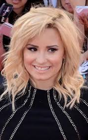 Demi Lovato launches foundation in father's honour