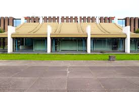 Die stadt bochum ist seit rund einem jahr wieder alleineigentümer des grundstücks „bahnhof mit neuen bunten schildern werben die stadt bochum und die polizei gemeinsam für mehr rücksicht auf. Ruhrpott Piazza Castrop Rauxel Deutschland The Link Stadt Land Architektur