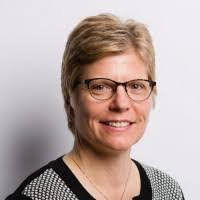 Amy Cassel's Instagram, Twitter & Facebook