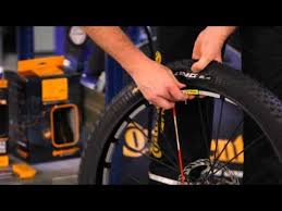 Continental Tubeless Ready Reifen Ohne Schlauch Vormontieren Youtube