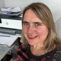 30+ "Julia Leach" profiles