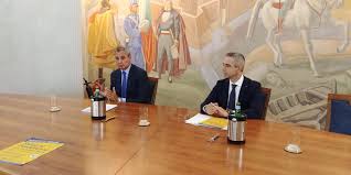 Cliccando su ciascuna banca sarà possibile visionare tutte le sedi dislocate sul territorio comunale comprensive di cab, codice abi e tipologia (sede centrale o succursale) banca monte dei paschi di siena s.p.a. Andrea Laccetti Andrea Laccetti Twitter