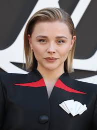 Chloë Grace Moretz comes out as a 'gay woman' in Harris endorsement