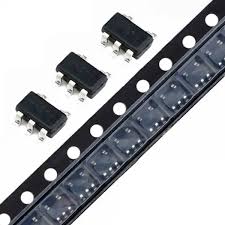 SOT23-5 AT5210-3.3KER Chip Transistor Integrated Circuits Prior To Order  RE-VALIDATE Offer Pleas