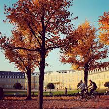 Ktg Karlsruhe Tourismus Gmbh On Instagram Auf Dem Fahrrad Kann Man Den Herbst Und Das Schone Herbstwetter Super Gen Karlsruhe Instagram Instagram Pictures